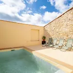 Maison De Charme Avec Piscine-clim-plage à 10min *