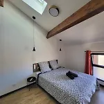 Prázdninový dům Maison De Charme Avec Piscine-clim-plage A 10min *