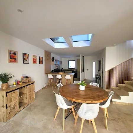 Maison De Charme Avec Piscine-clim-plage A 10min